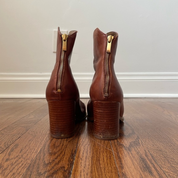 Aerosoles City Council boot. In excellent used condition size 10 - Picture 2 of 3